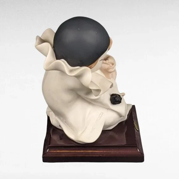Vintage Guiseppi Armani Pierrot Sucking Toe 6" Statue/Figurine 0749P